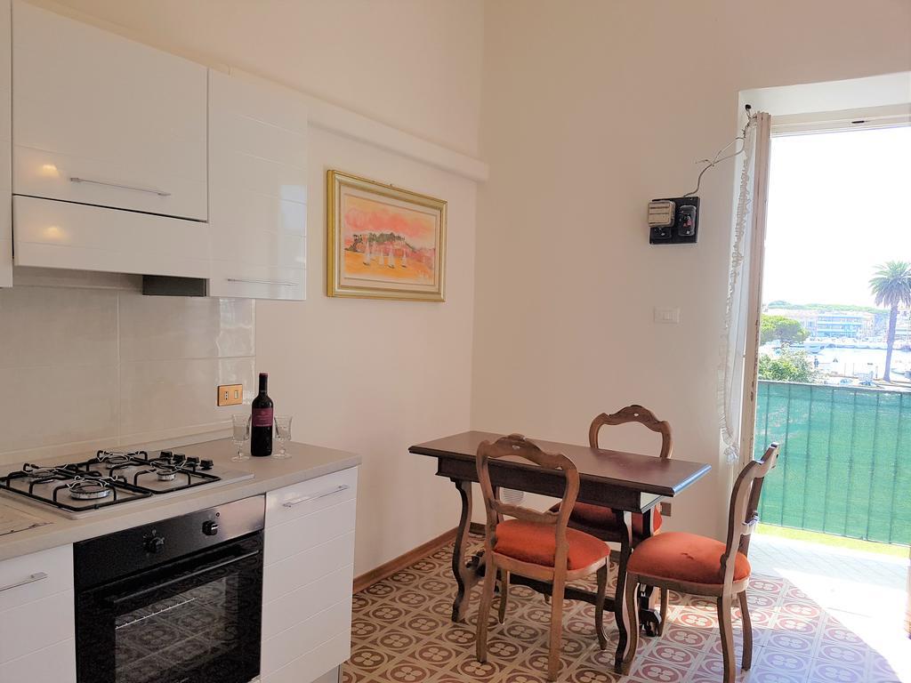 Historical Apartments By Seaside Viareggio Exterior foto